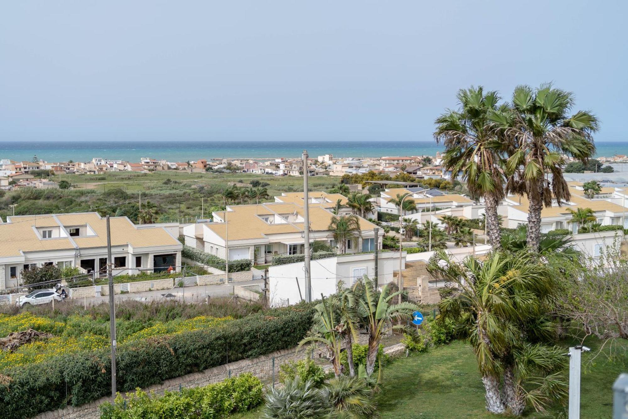 Sikelika Residence Sul Mare Скольитти Экстерьер фото