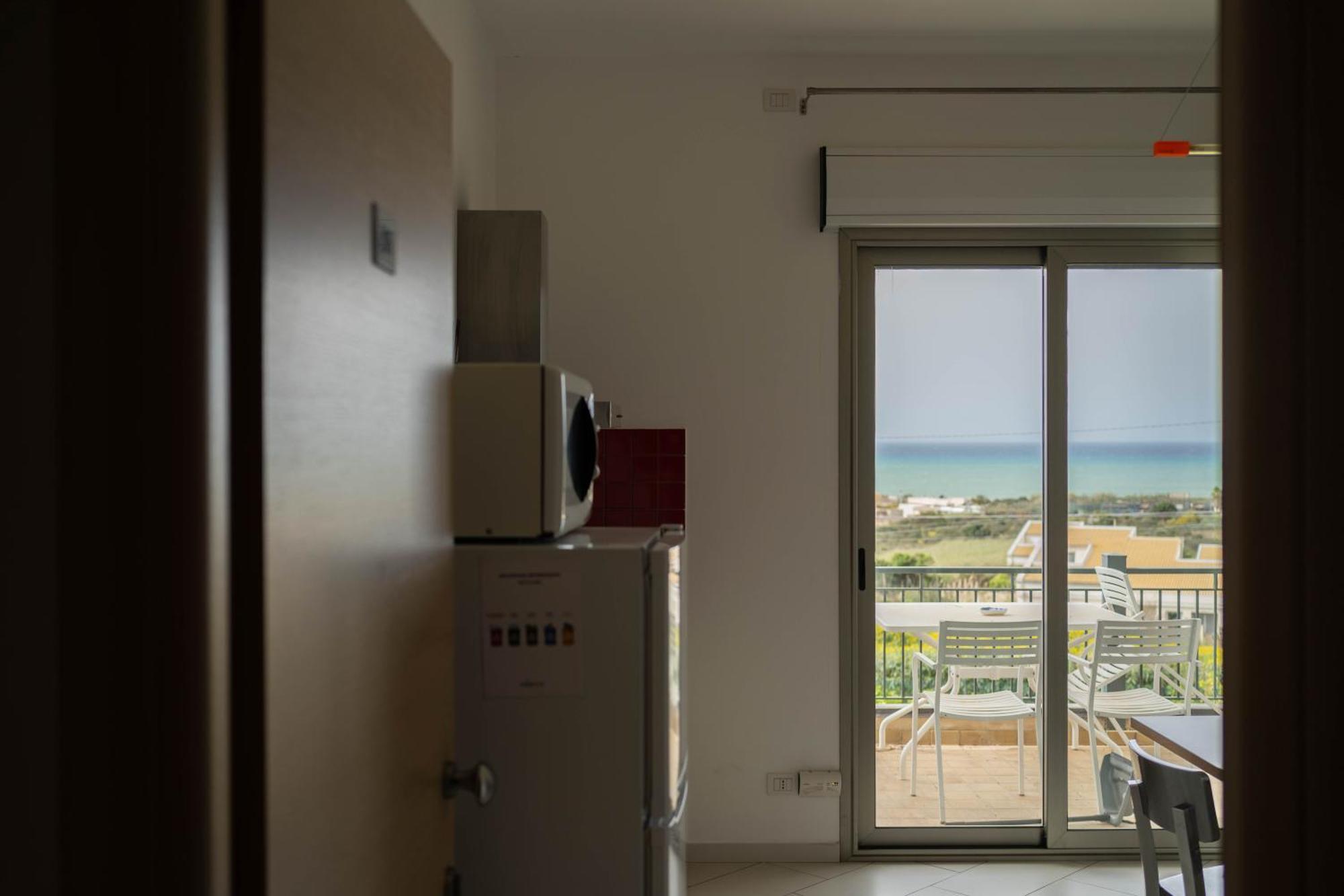 Sikelika Residence Sul Mare Скольитти Экстерьер фото